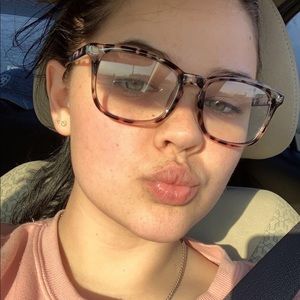 Meet your Posher, Kayle